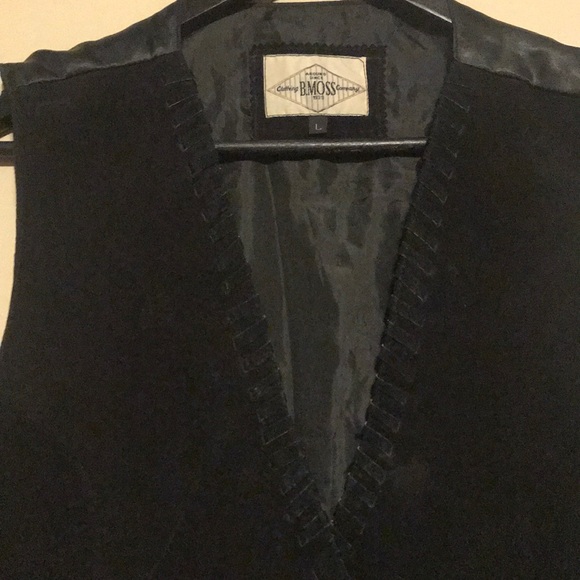 Genuine Leather Suede Look Vest - Picture 3 of 10